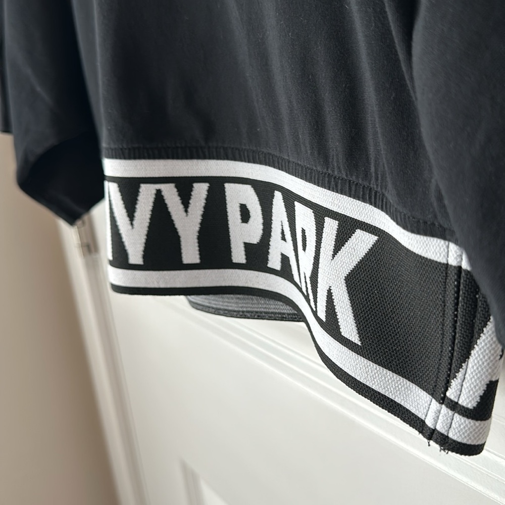 Ivy Park Cropped Tee Shirt - Picture 3 of 4